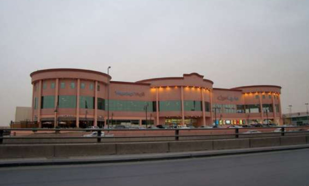 أسواق مارينا مول شارع العليا العام – شمال الرياض